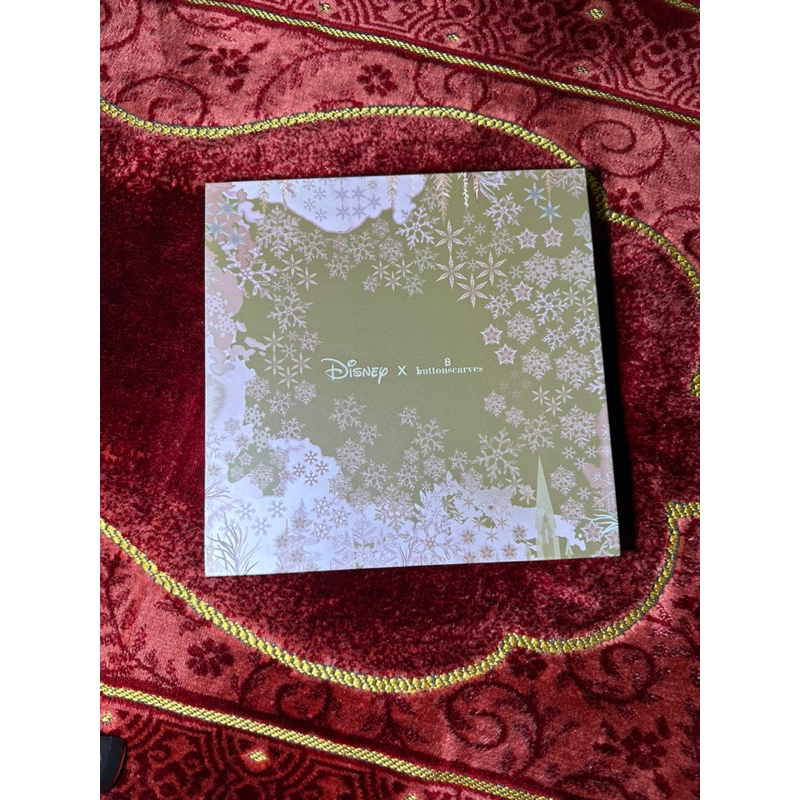 Buttonscarves Frozen