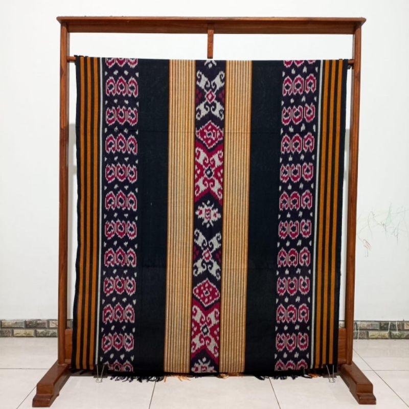 Kain Blangket Artomoro Ethnic