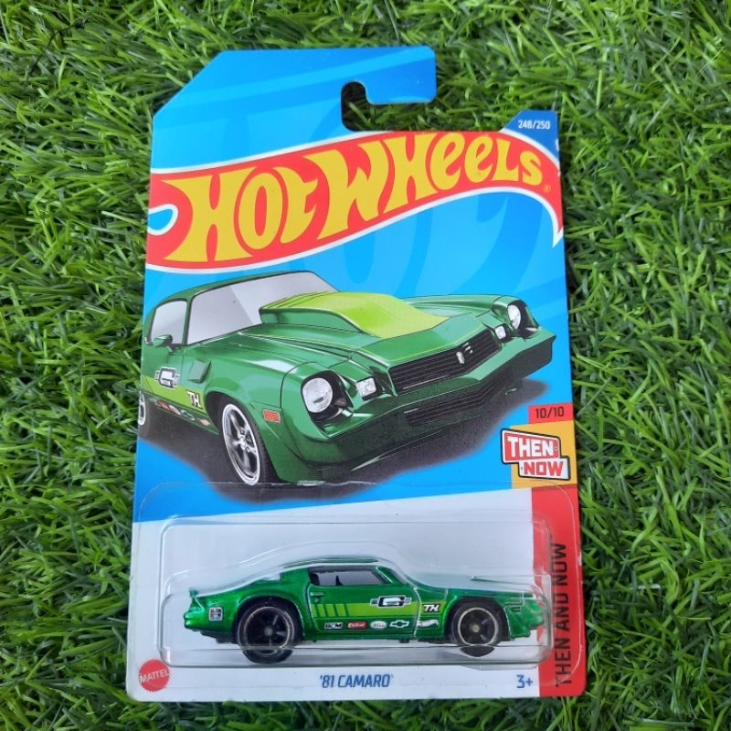 Hot Wheels Super Treasure Hunt 81 Camaro Free Protector
