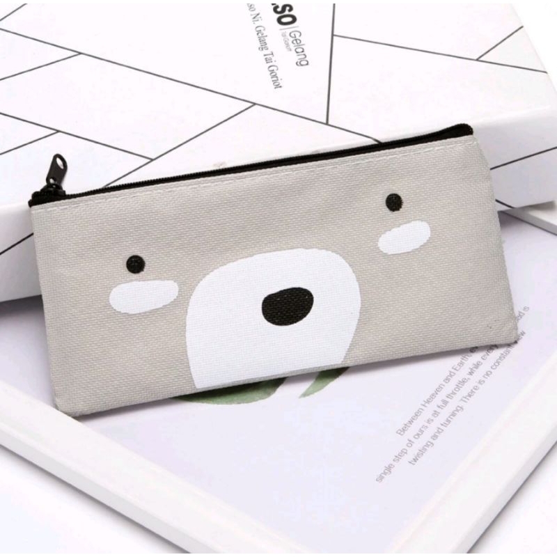 

Kotak pensil kanvas karakter bear