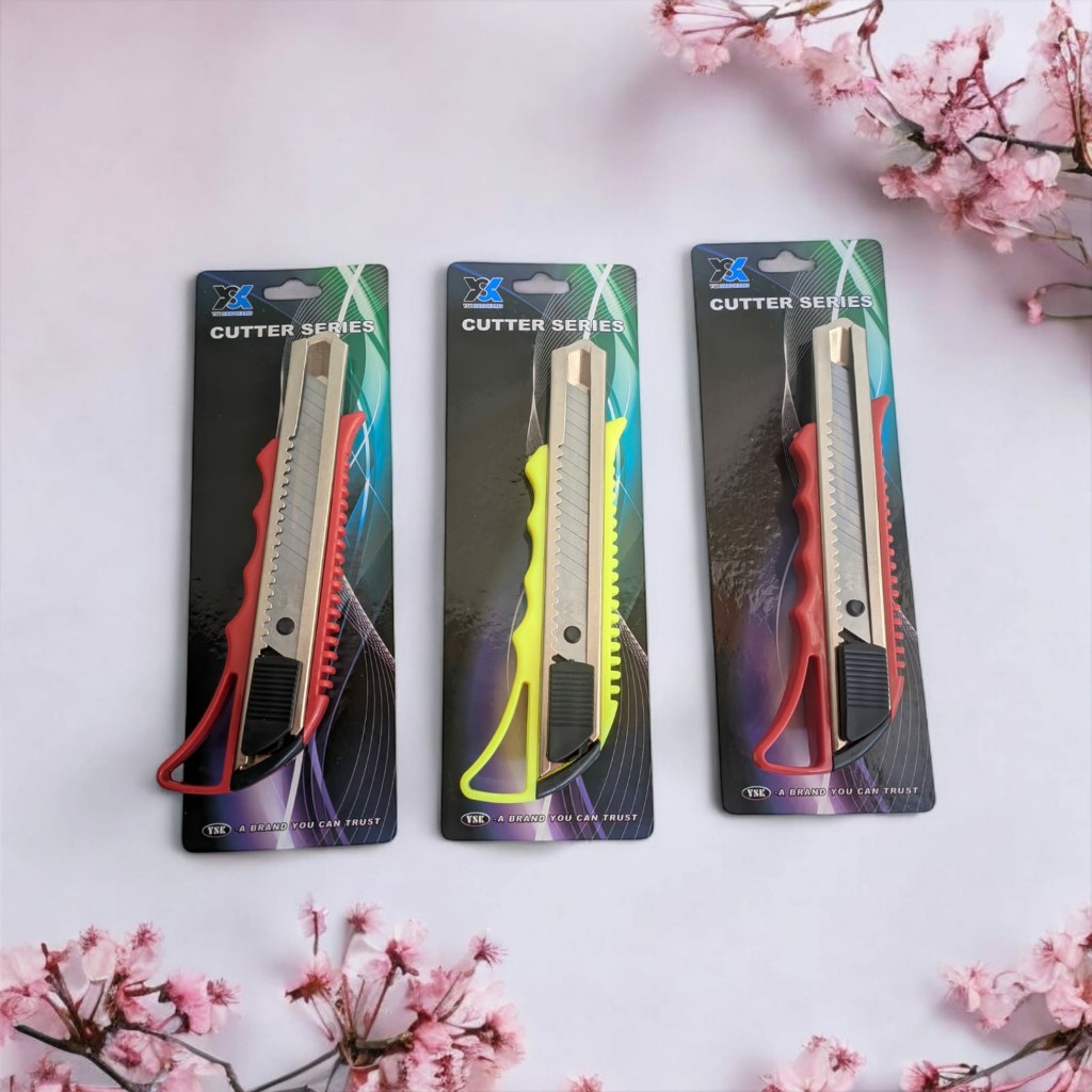 

Pisau Cutter 18mm Case Utility Knife Kater Besar 18mm Auto Lock