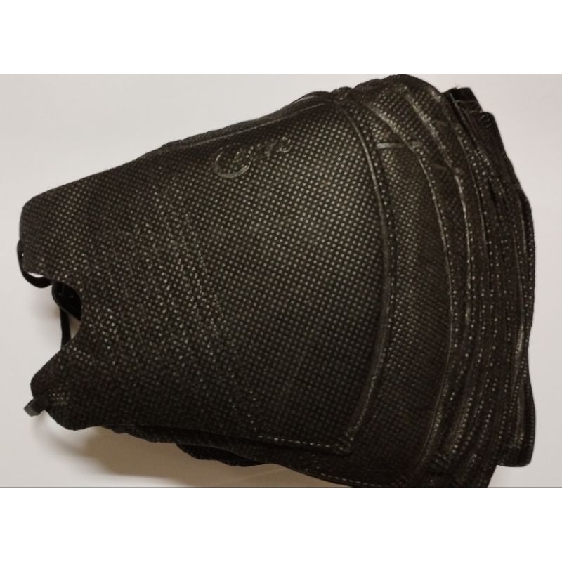 Masker C.Care Duckbill hitam isi 50