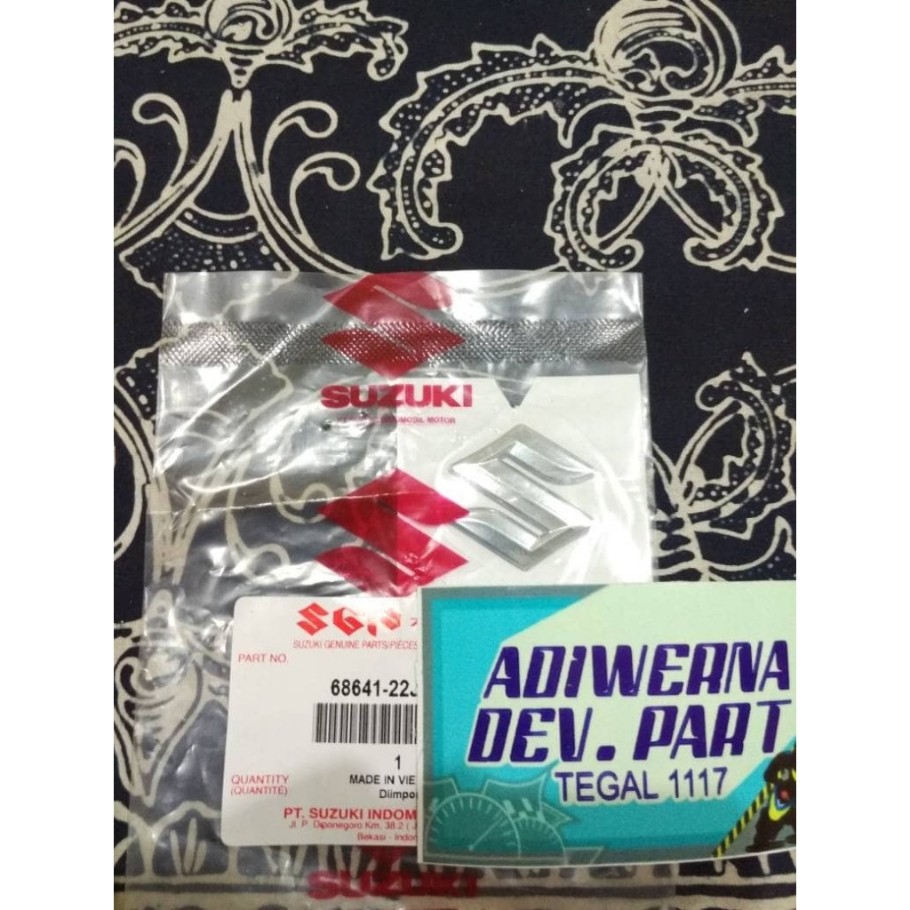 Emblem Logo S Visor Windshield Suzuki Satria FU Dan Fu Fi Original SGP