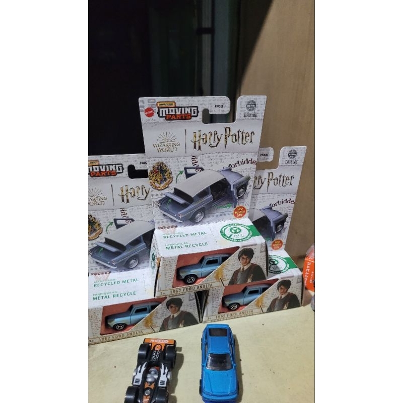Matchbox Moving Parts Harry Potter Ford anglia