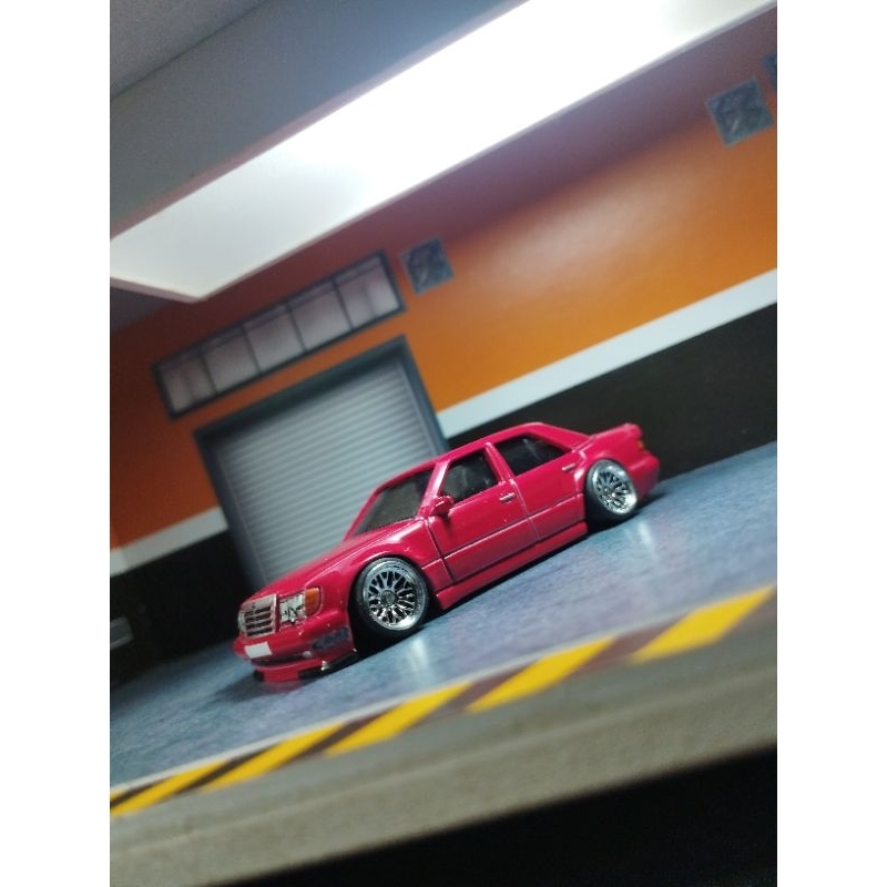 Hot wheels Mercedes Benz 500E Custom