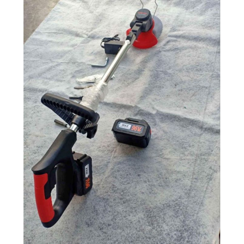 MESIN POTONG RUMPUT UCHIHA PRO 98 VOLT 2 BATERAI JUMBO