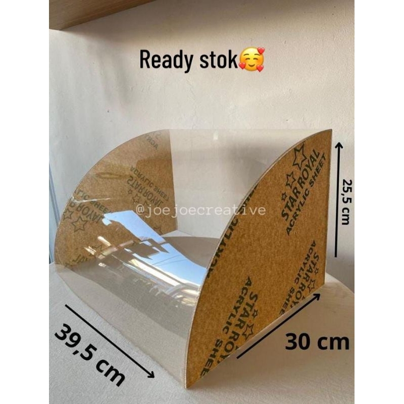 

Tutup Hantaran Setengah Lengkung/Box Seserahan Lengkung