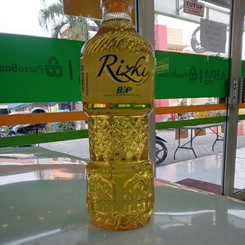 

Minyak Rizki 850ml dan 900ml