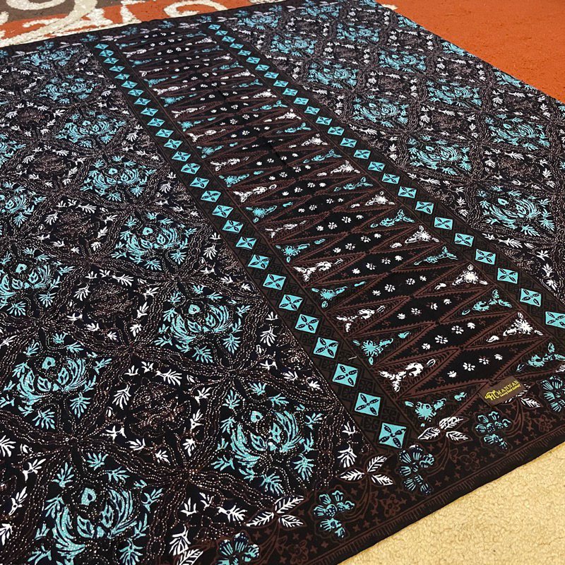 Sarung Batik Mannan Semi Tulis Eksklusif