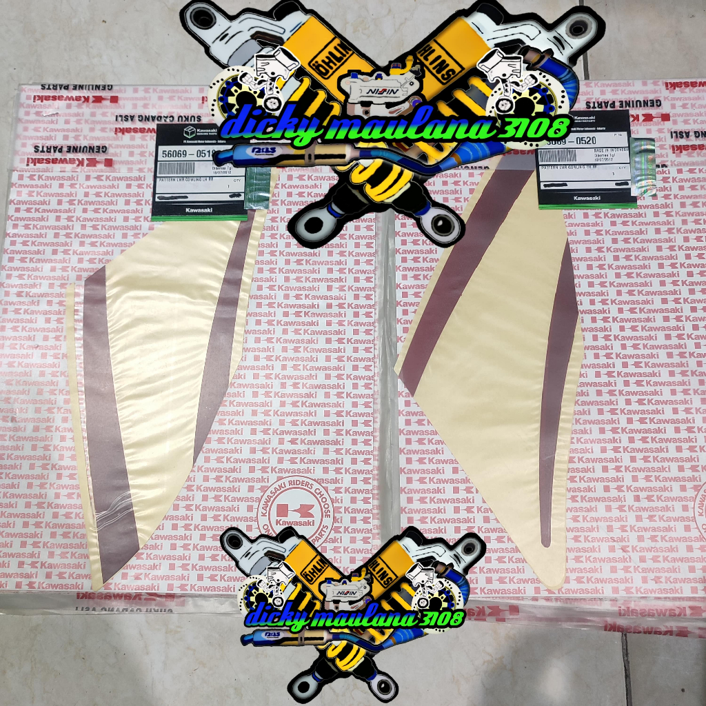 STICKER STRIPING FAIRING KECIL SAMPING KIRI KANAN MERAH NINJA RR OLD 2010-2011 ORI
