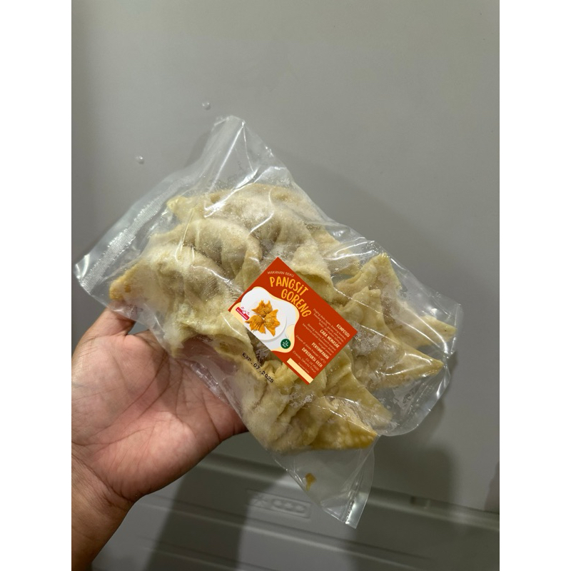 

Pangsit Goreng isi 10 full dada ayam (Temen nya mie gac04n)