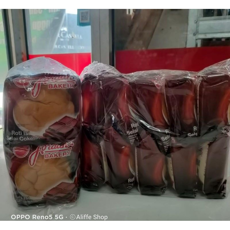 

roti jordan isi 10 pcs rasa coklat dan nanas