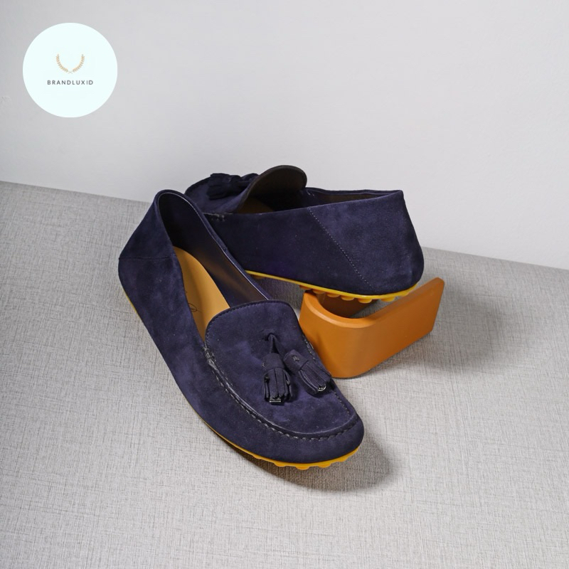 Loro Piana Women Dot Sole Moccasin Shoes in Navy Blue Suede Goatskin