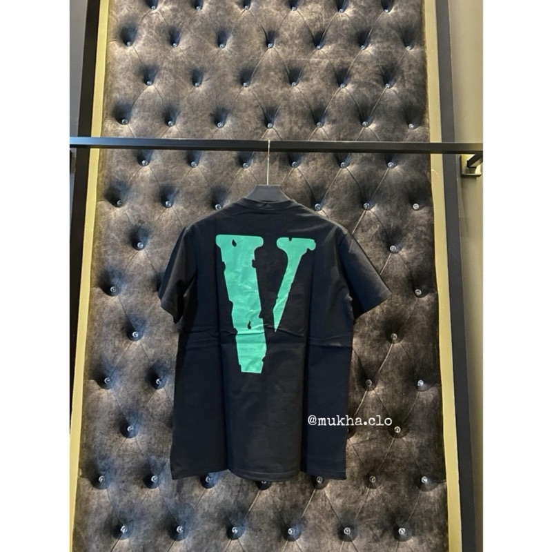 Kaos Oversize VLONE GREEN V Hype Streetwear Comfortable Couple Tee