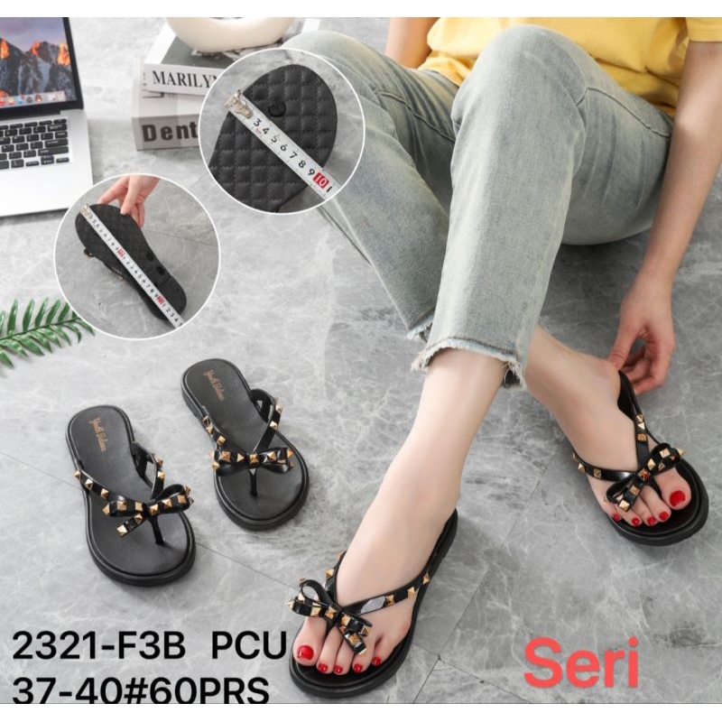 Sandal Jepit Jelly Wanita Motif Pita Duri Piramid Import Hitam 2321