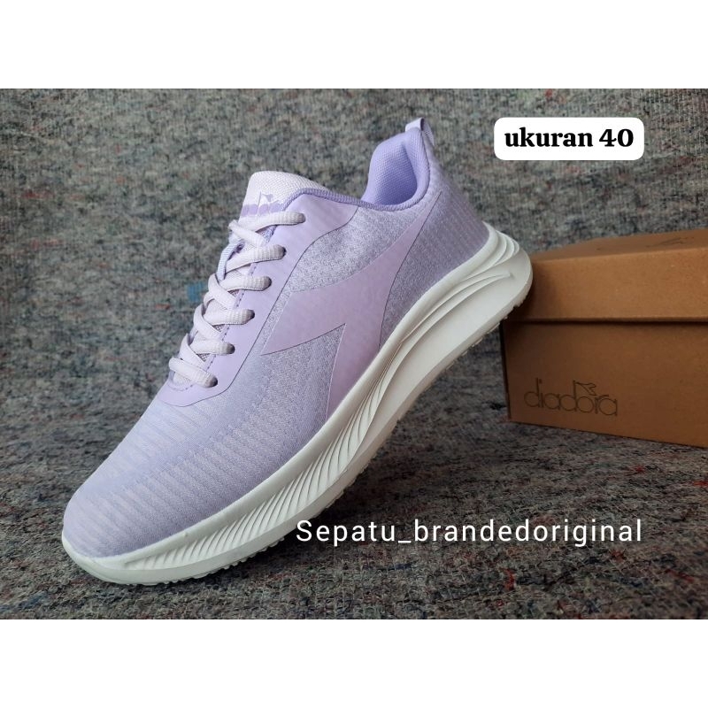 sepatu sport olahraga wanita kerja diadora original keenan ungu
