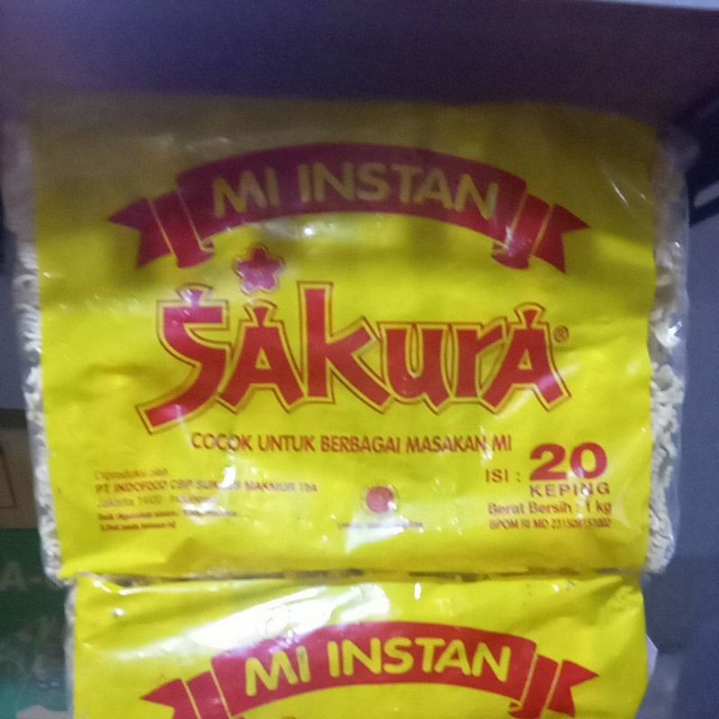 

mie instan sakura isi 20 keping