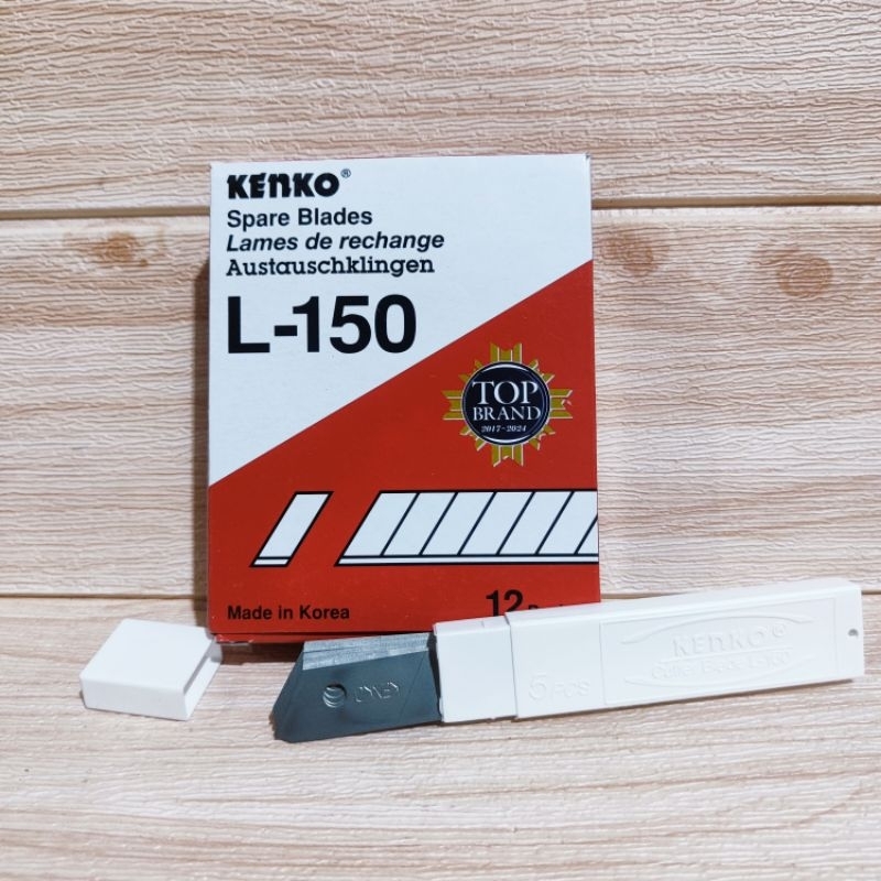 

Anak Pisau Cutter L150 L-150 Besar Isi Reffil Cutter L500 L-500 Besar Isi Ulang Kater cutter blade