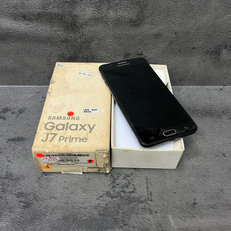 Samsung Galaxy J7 Prime 3/32gb Fullset Second Garansi Resmi