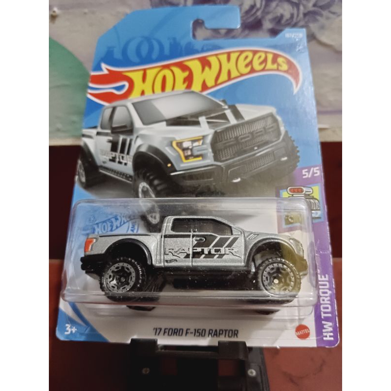HOT WHEELS  17 FORD F-150 RAPTOR
