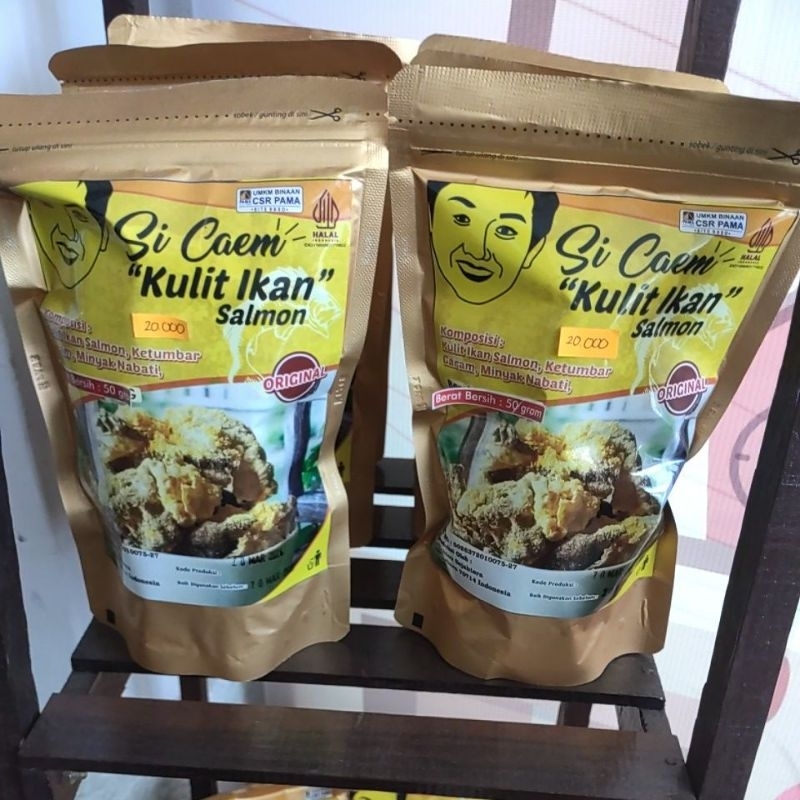 

Si Caem Kulit Ikan Salmon