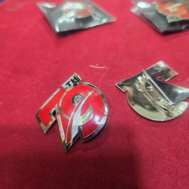 pin HUT RI  - HUT RI 78