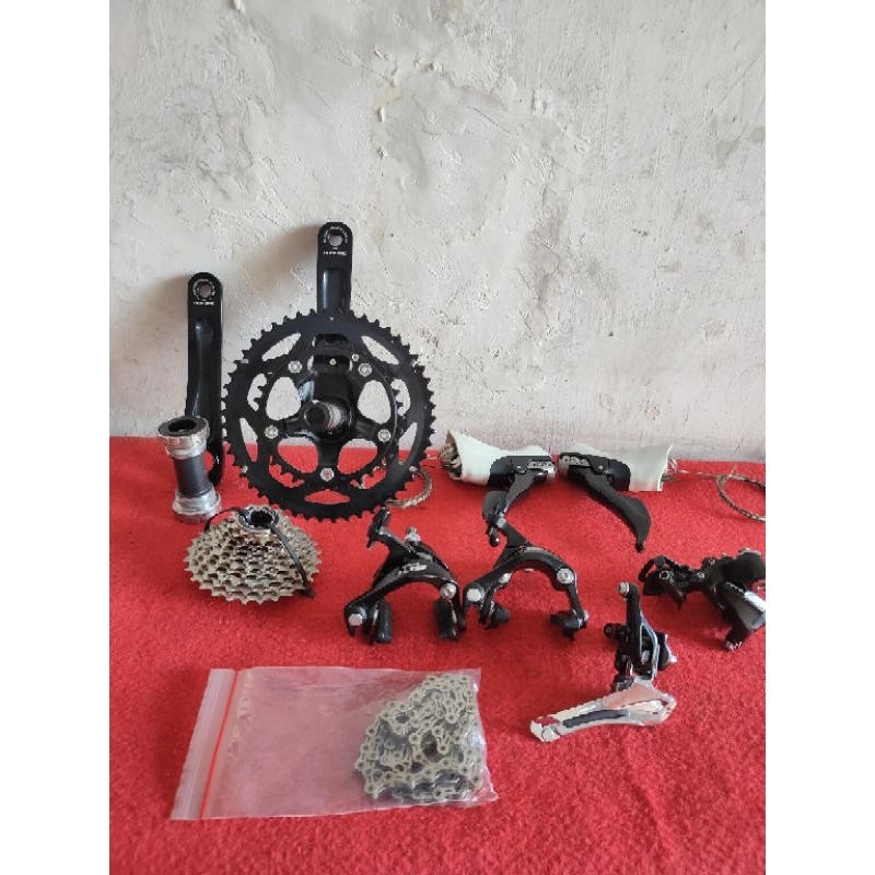 Groupset Shimano 105/R5800 black