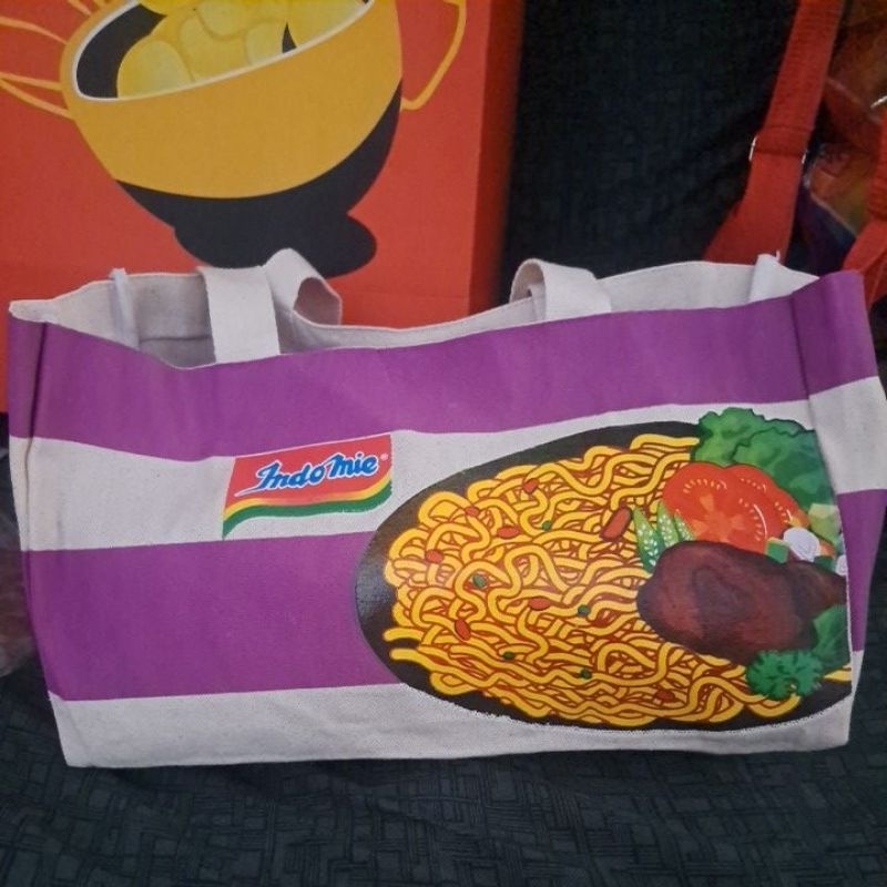 

Tas Indomie Jumbo Isi 6