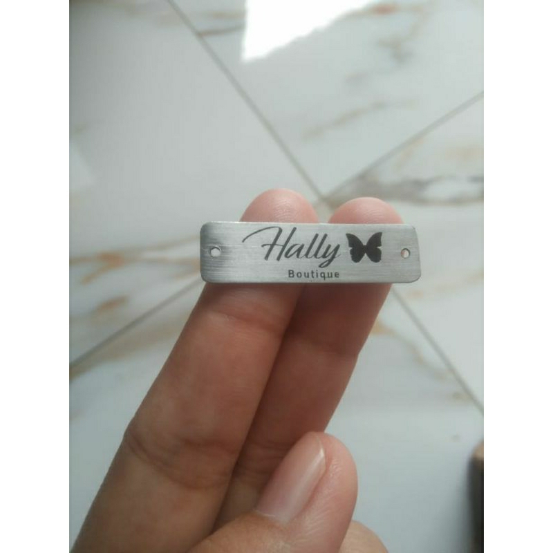 

label plat hijab dari gold & stainles bentuk kotak
