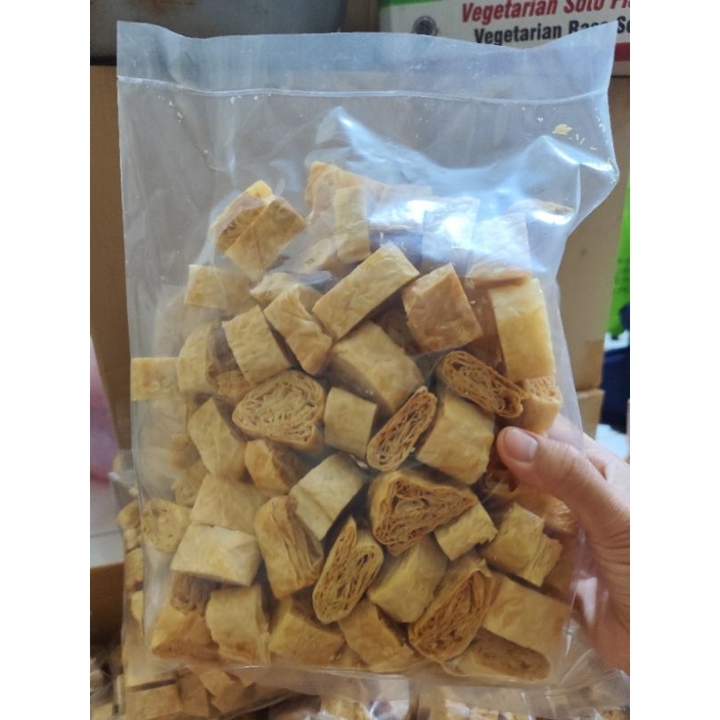 

IKAHU/Ikan Asin Kulit Tahu/Vegan/Vegetarian/500 Gram