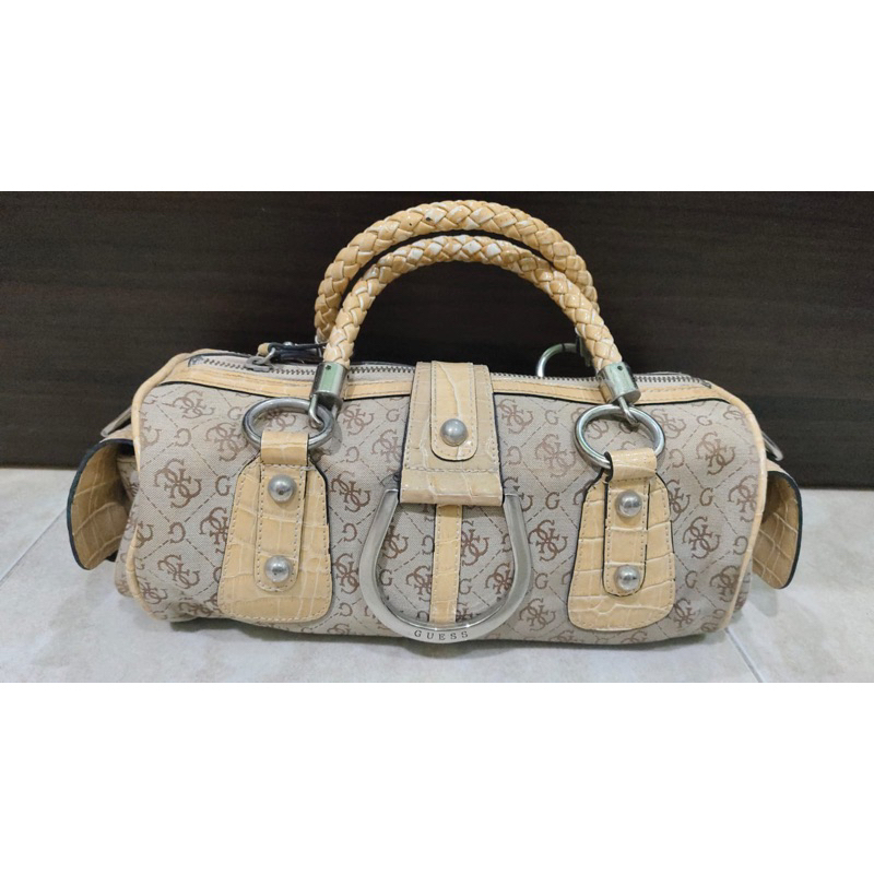 Tas GUESS Original preloved/ Tas wanita bekas/ Tas Branded Bekas Preloved