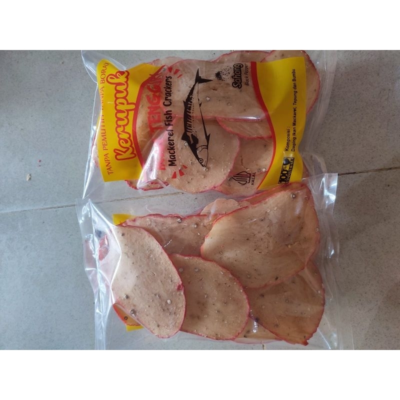 

kerupuk tenggiri list merah