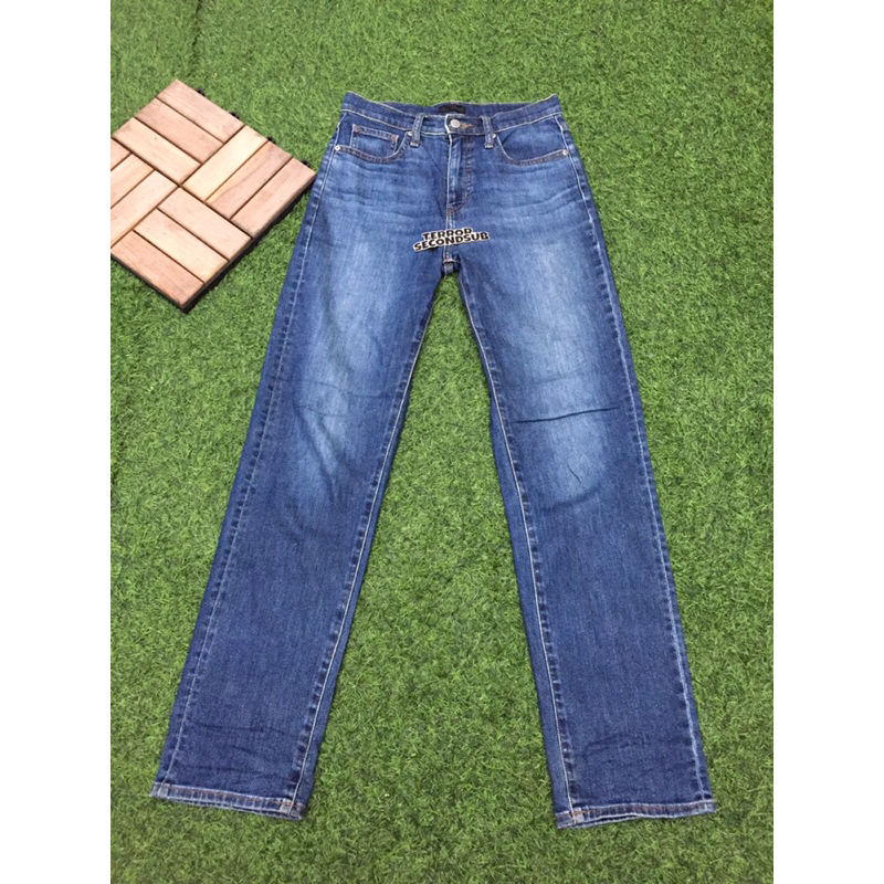 uniqlo blue jeans