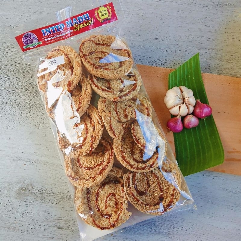 

INTIP MADU-Tradisional Snack