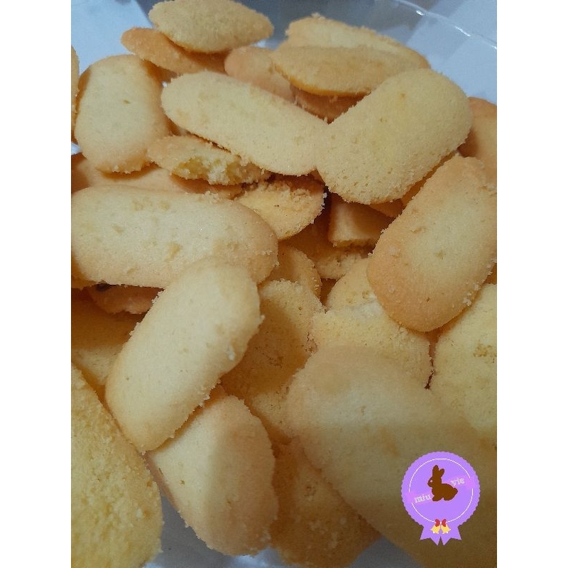 

Aneka Kue / Roti Kering 200 gr