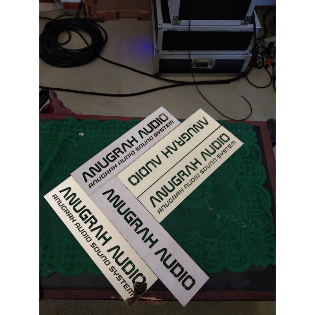 

CETAKAN CAT AKRILIK/MOLDING FONT AKRILIK