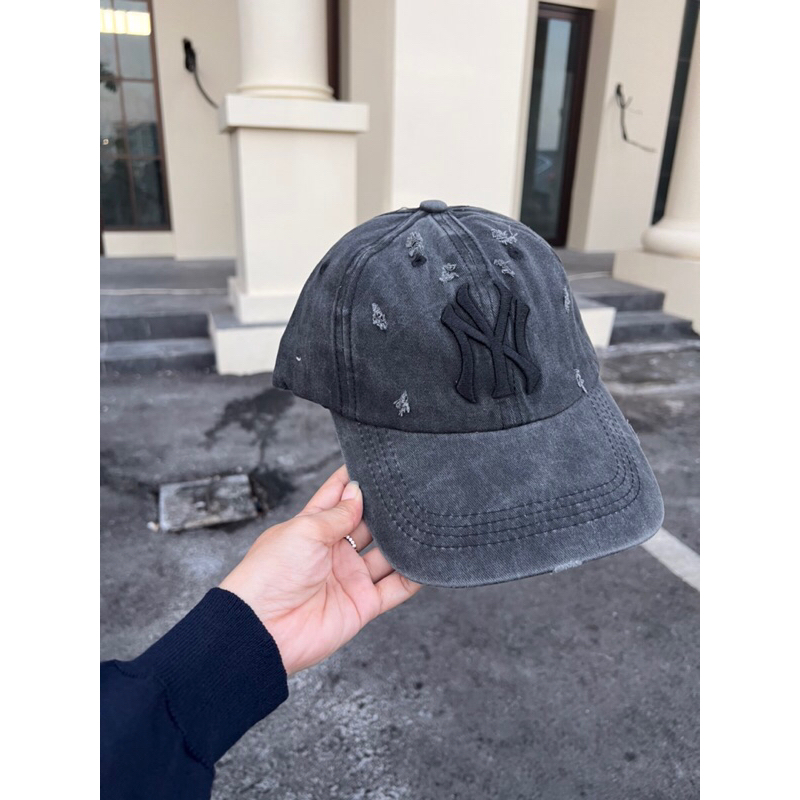 topi Jeans ripped hitam