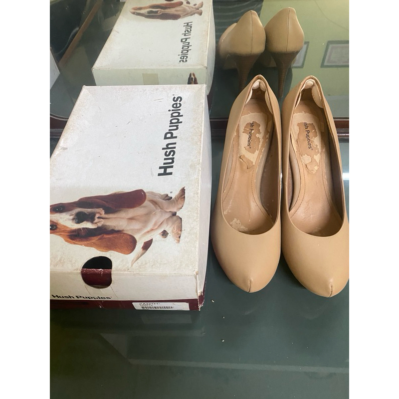 PRELOVED Sepatu High heels Hush puppies sepatu wanita size 40