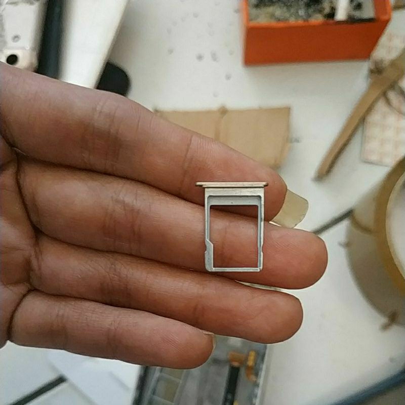 simtray bekas Andromax r2