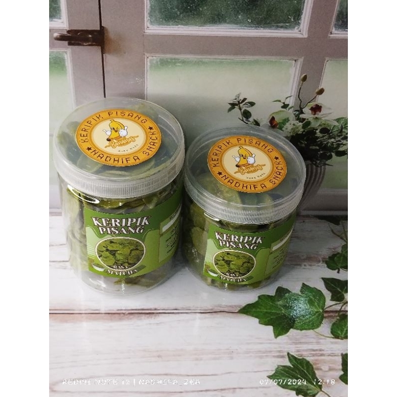 

Keripik pisang rasa matcha/green tea