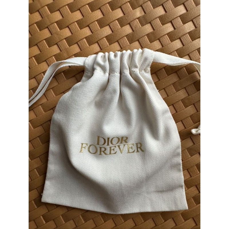 Dior Forever Pouch Serut bahan kain