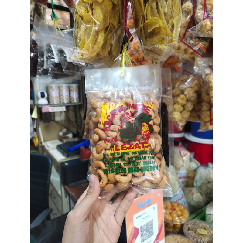 

Kacang Mede