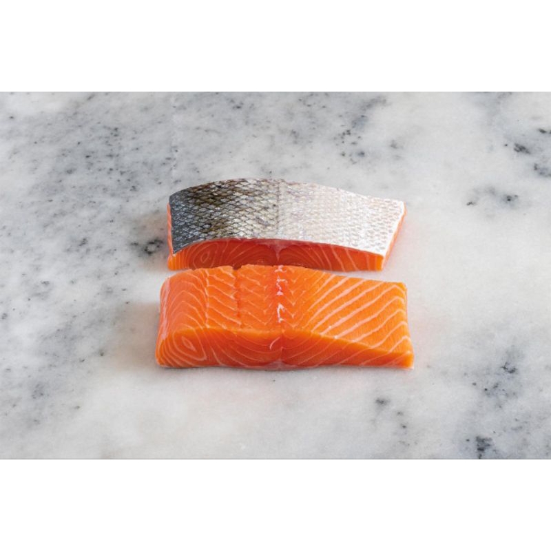 

SALMON PORTION -+200GR