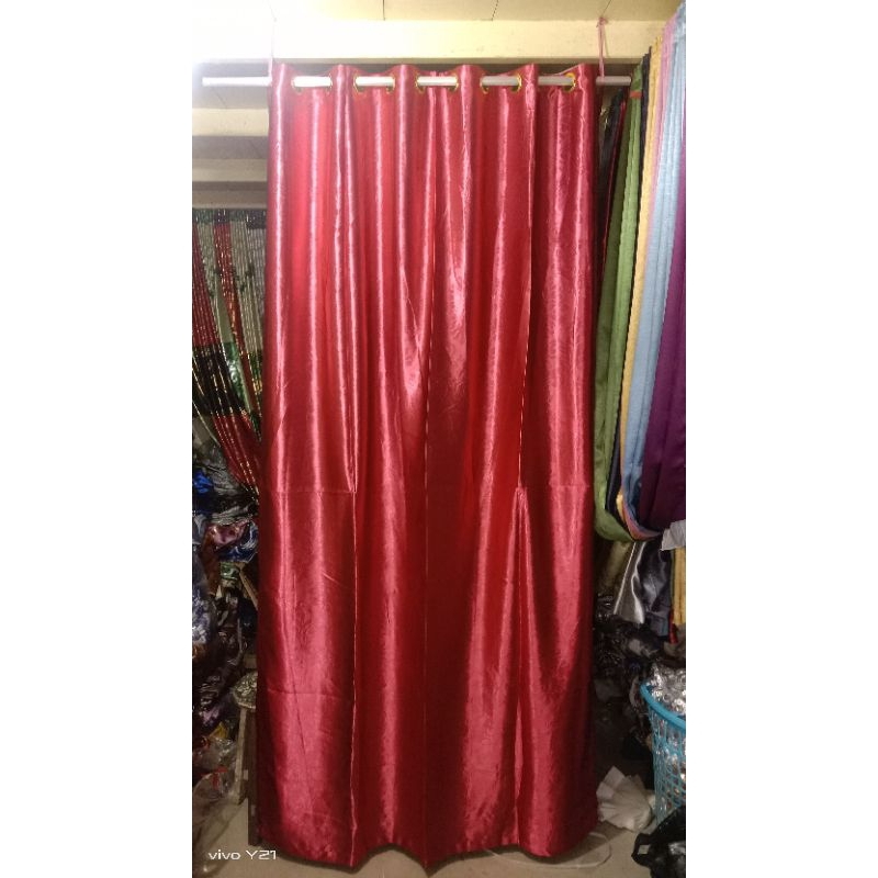 gorden polos abang mail merah marun ukuran jendela pintu