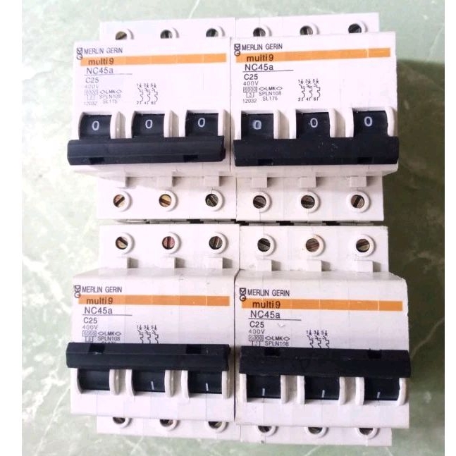 MCB MERLIN GERIN 3 PHASE 25 Amper MULTI 9 NC45A