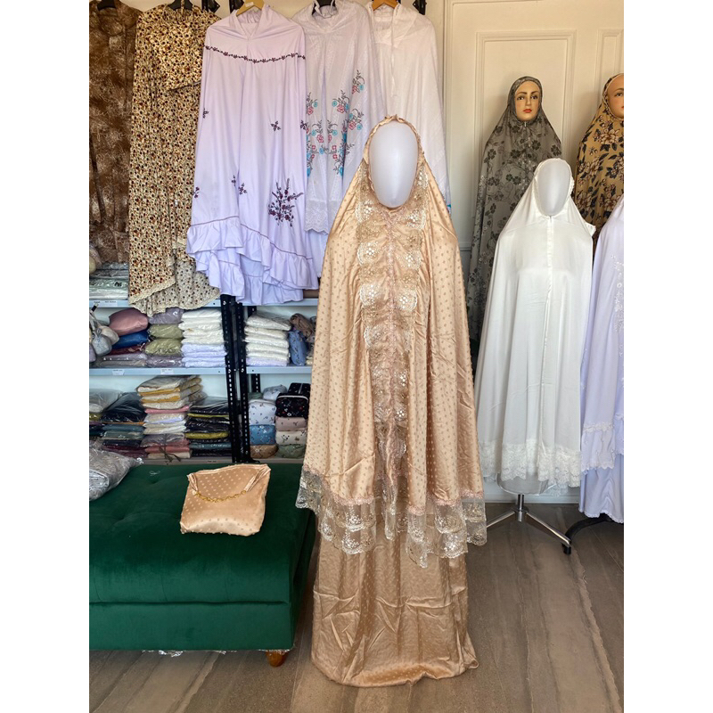 mukena silk uragiri KD