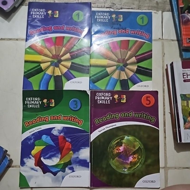 

reading and writing oxford kelas 1 , 3 , 5 bekas / preloved