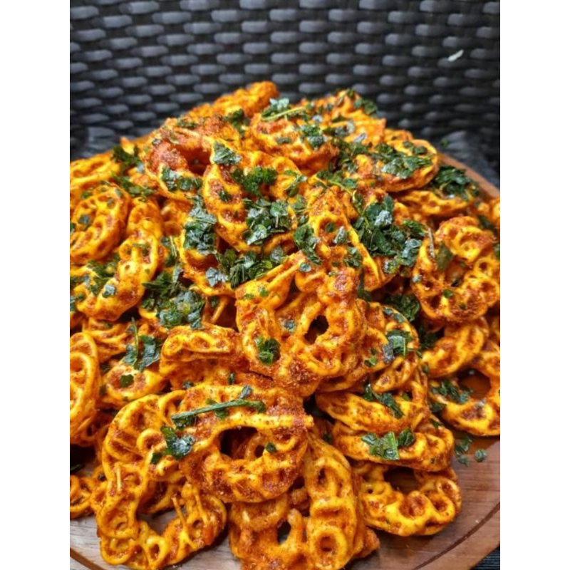 

KRUPUK KRIWIL BANTAT 500 GRAM / KRUPUK MAWAR / ANEKA KRUPUK GORENG