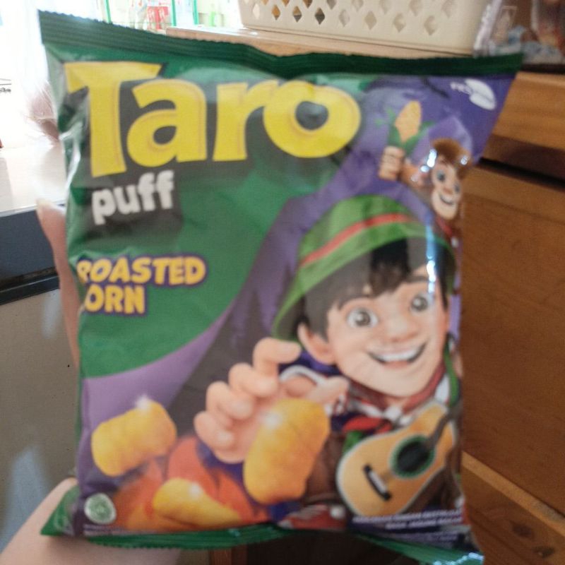 

Aneka Snack CHIKI & CRAKERS / taro / magic / nova