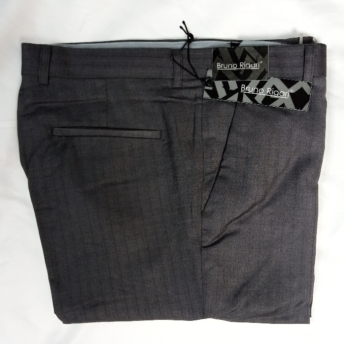 RB Celana Formal Pria Bruno Rigari Reguler Coklat Muda